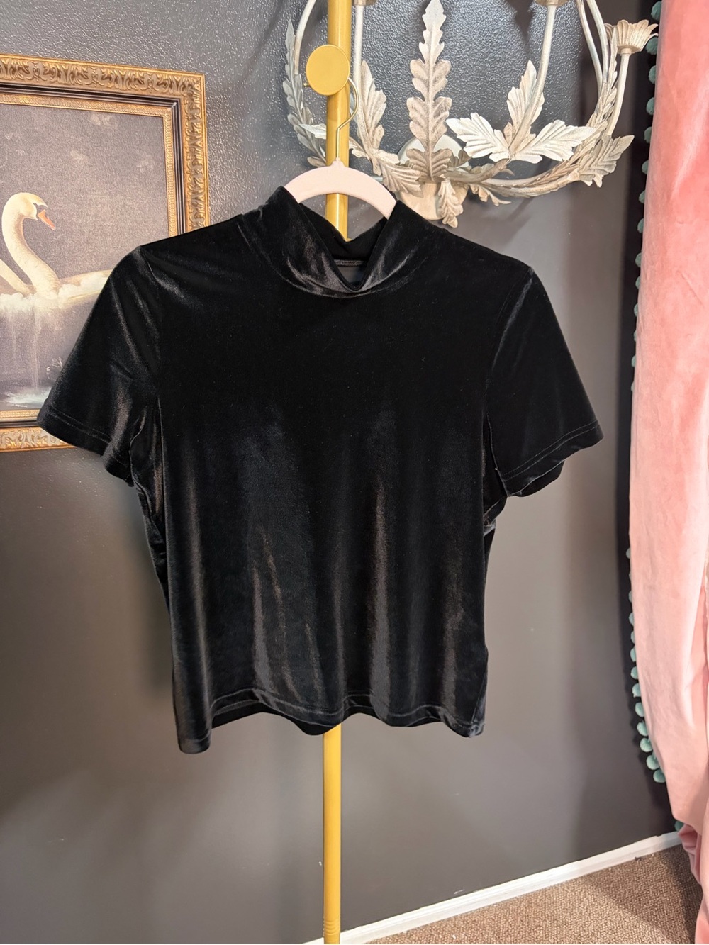 Madewell Black Short Sleeve Velvet Mock Neck Tee
